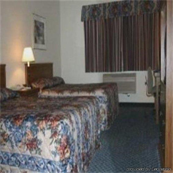 Holiday Inn Express & Suites - Tulare By Ihg Zimmer foto